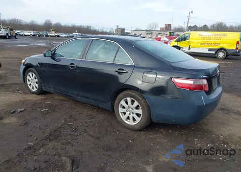 2009 Toyota Camry Xle z USA, uszkodzony, nr VIN 4T1BE46KX9U821120